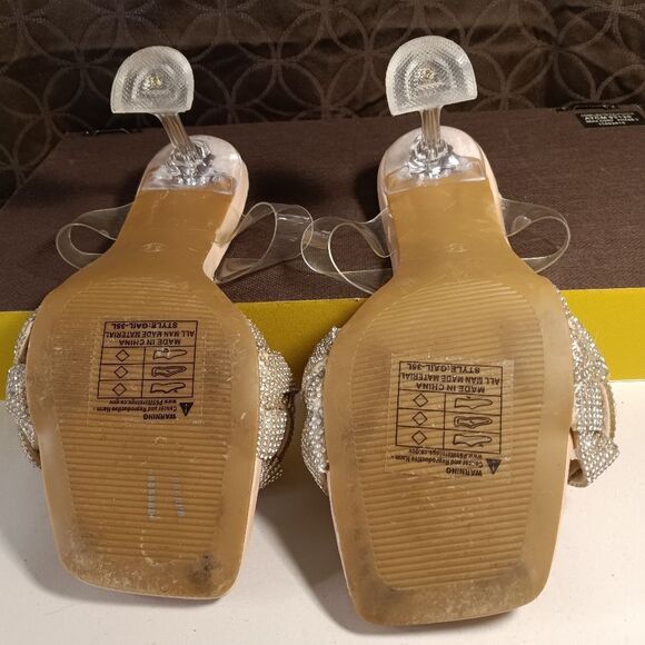 Mudd Silver Double Braid Square Toe Clear Heel Slip On Kitten Heels Sz 8… - Picture 9 of 9